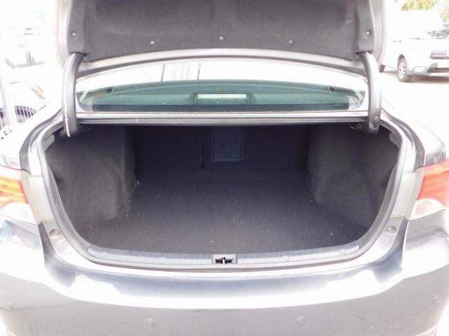 Toyota Avensis image 1