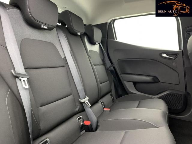 Renault Clio image 9