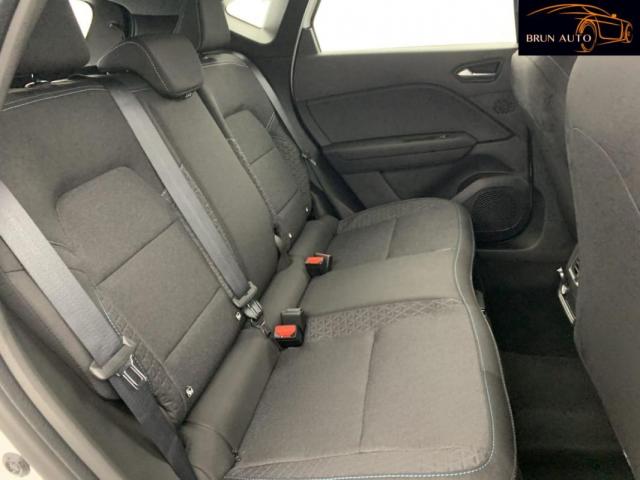 Renault Captur image 6