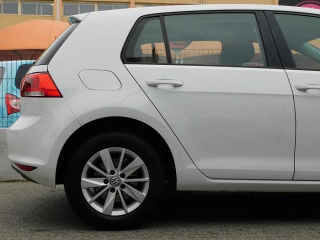 Volkswagen Golf image 7