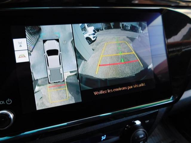 Toyota Hilux image 6