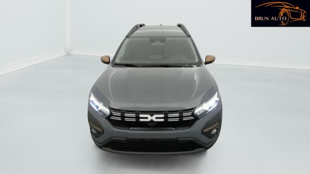 Dacia Jogger image 1