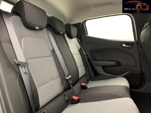 Renault Clio image 9