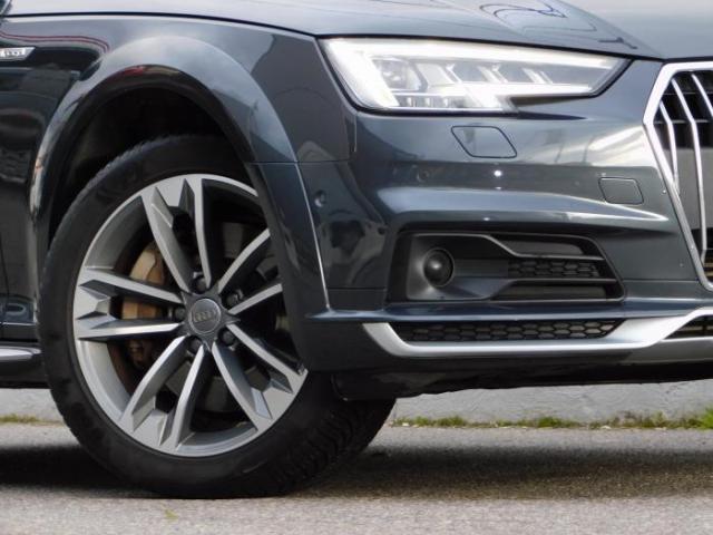 Audi A4 Allroad image 8