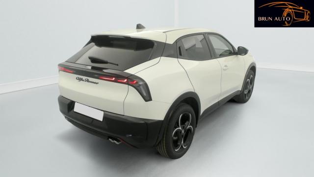 Alfa Romeo Junior image 2