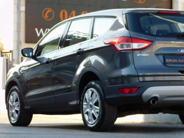 Ford Kuga image 9
