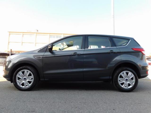 Ford Kuga image 5