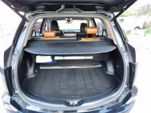 Toyota Rav4 image 8