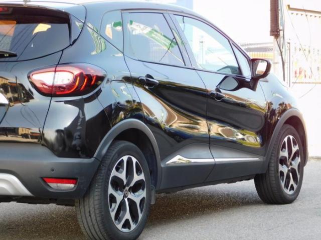 Renault Captur image 1