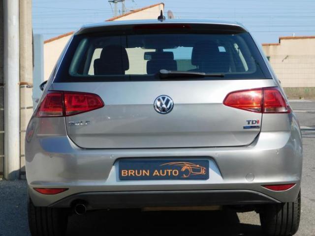 Volkswagen Golf image 8