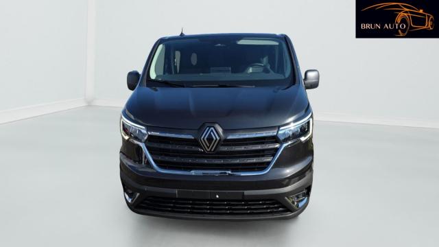 Renault Trafic image 1
