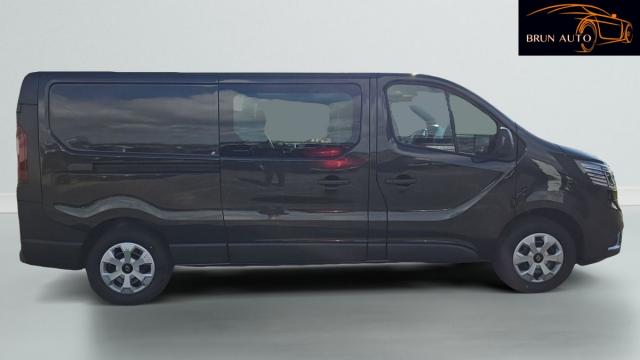 Renault Trafic image 8