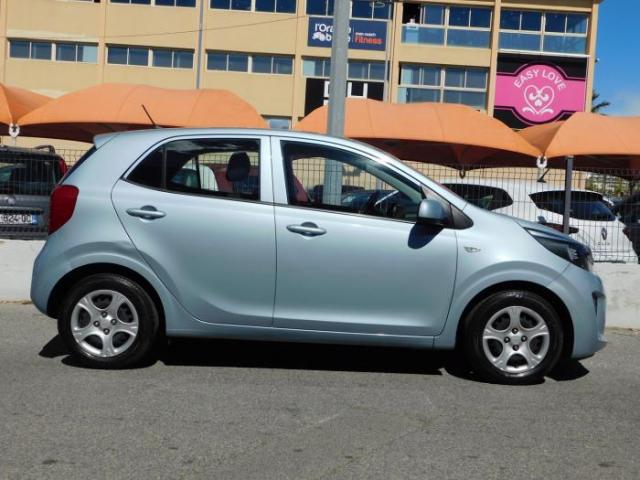 Kia Picanto image 3