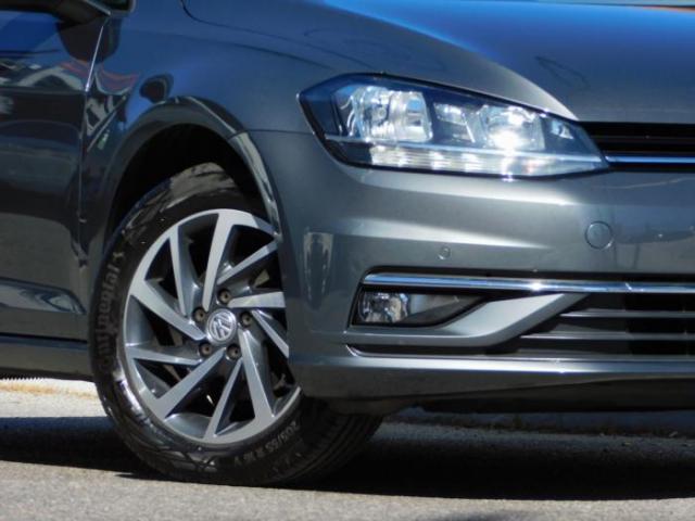 Volkswagen Golf image 3