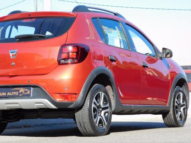 Dacia Sandero image 4