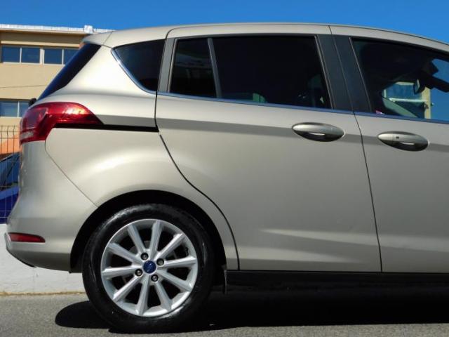 Ford B-Max image 2