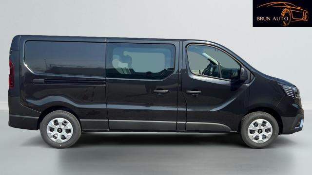 Renault Trafic image 8