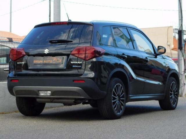 Suzuki Vitara image 2