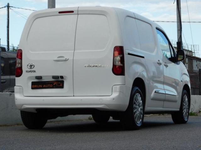 Toyota Proace City image 9
