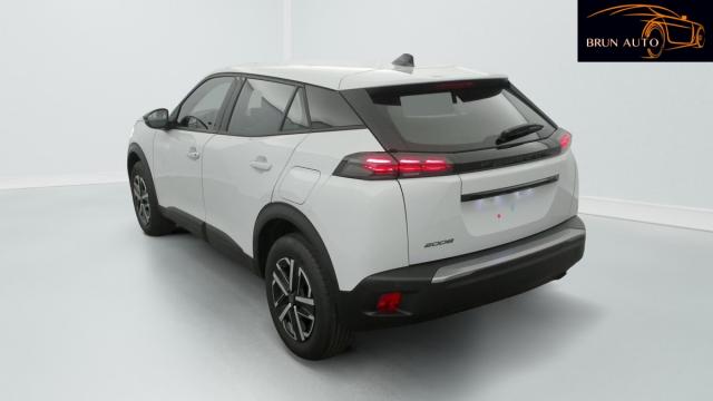 Peugeot 2008 image 2