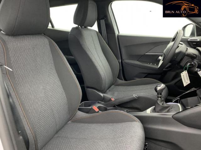 Peugeot 2008 image 3