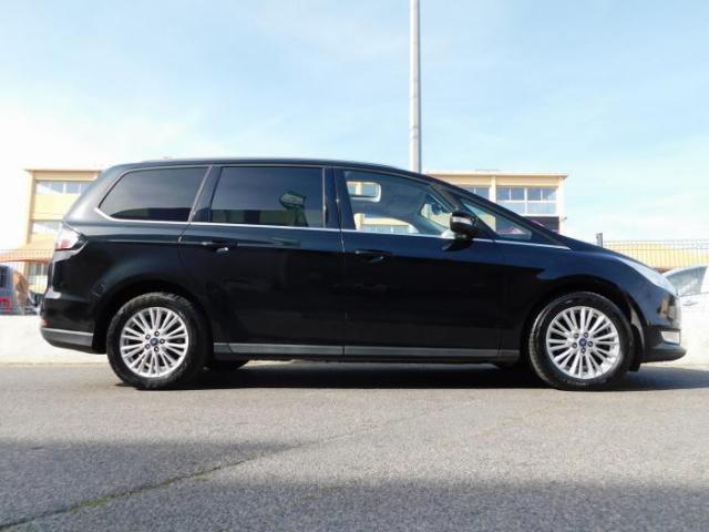 Ford Galaxy image 9