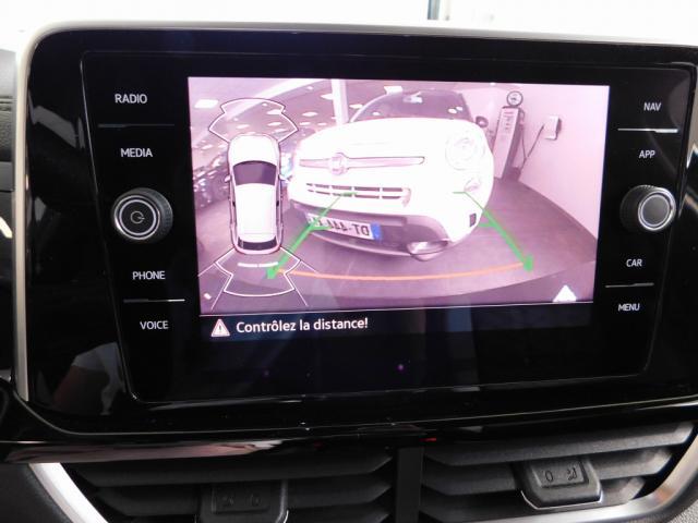 Volkswagen T-Roc image 2