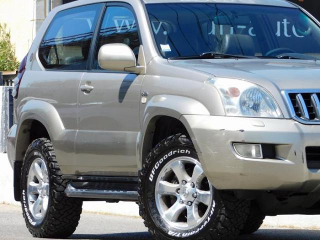 Toyota Land Cruiser image 5
