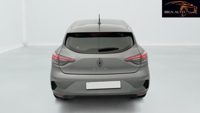 Renault Clio image 9