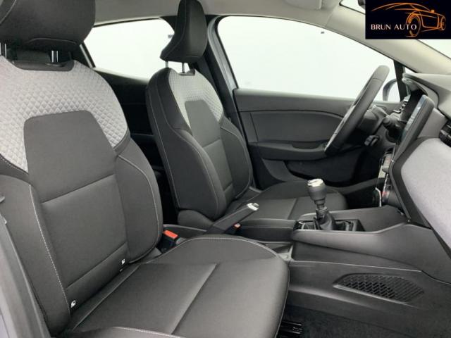 Renault Clio image 8