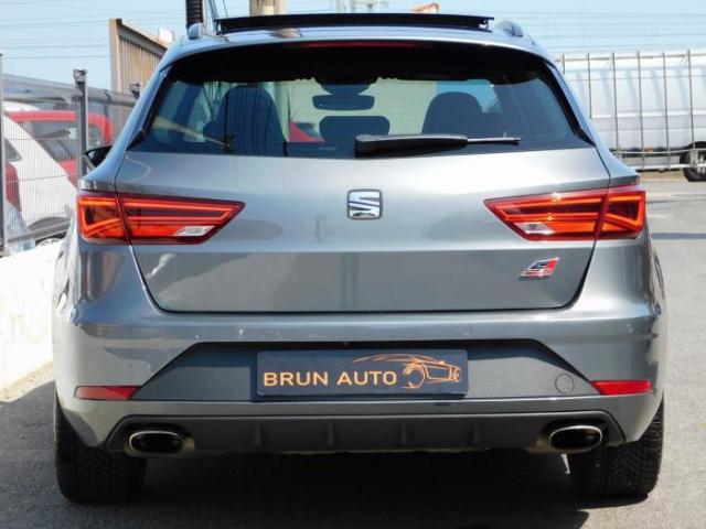 Seat Leon image 2