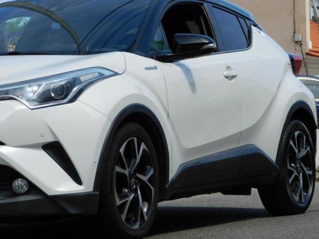 Toyota C-Hr image 2