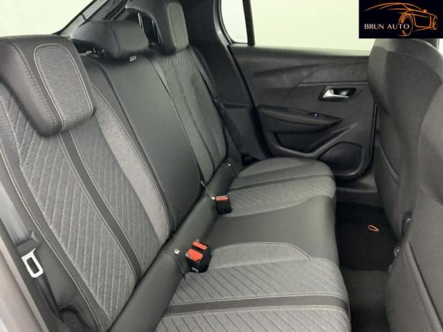 Peugeot 208 image 5