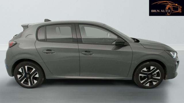 Peugeot 208 image 6