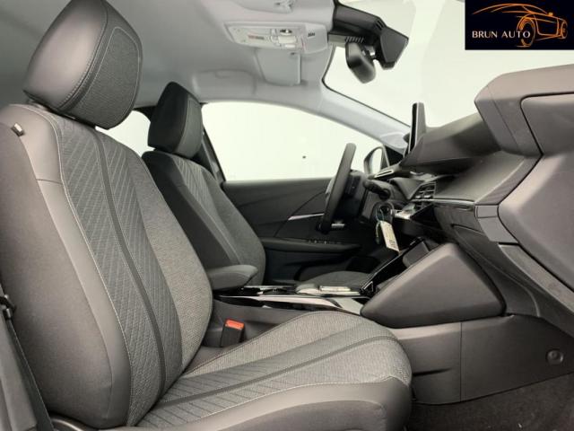 Peugeot 208 image 2