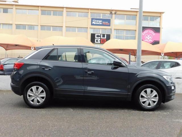 Volkswagen T-Roc image 2