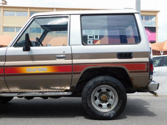 Toyota Land Cruiser image 8