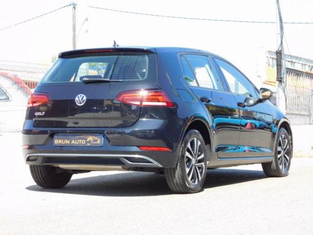 Volkswagen Golf image 8