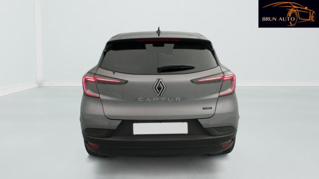 Renault Captur image 8