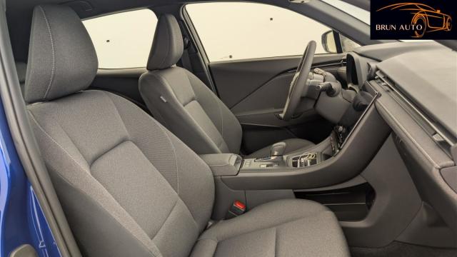 Lexus Lbx image 5