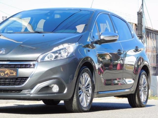 Peugeot 208 image 3