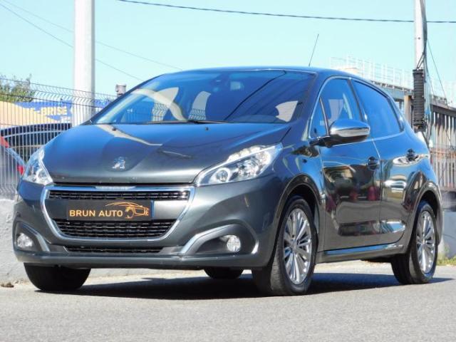 Peugeot 208 image 5