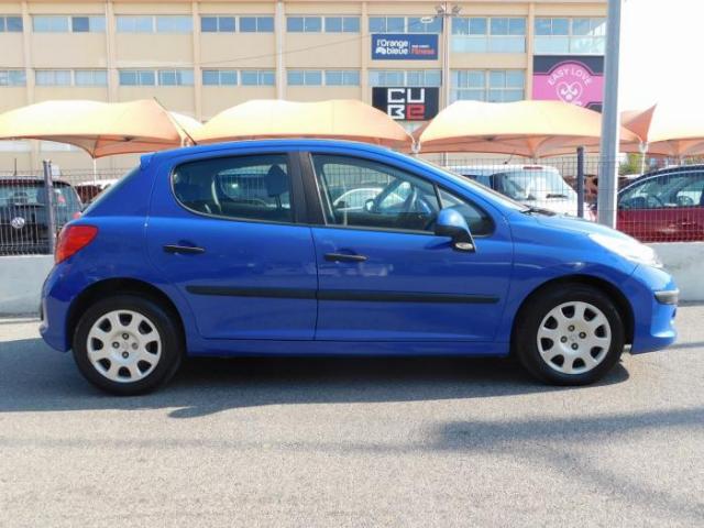 Peugeot 207 image 3