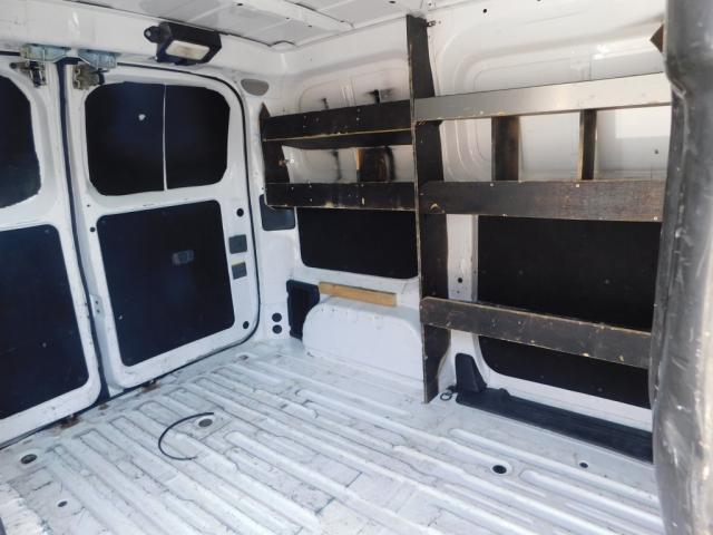Nissan Nv200 image 9