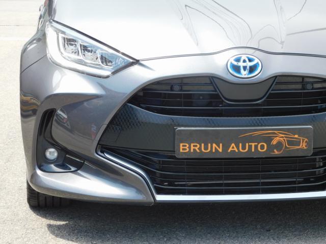 Toyota Yaris image 2