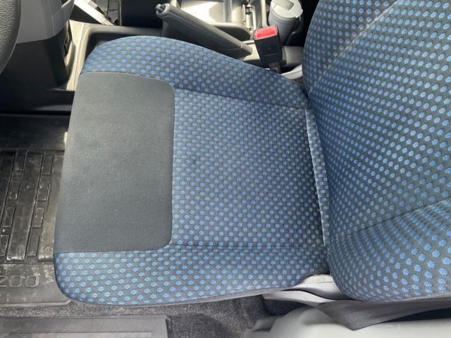 Nissan Evalia image 6