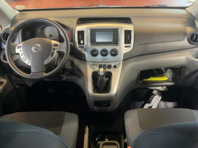 Nissan Evalia image 9
