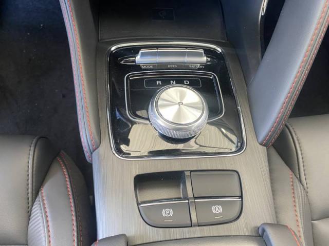 Mg Zs image 2
