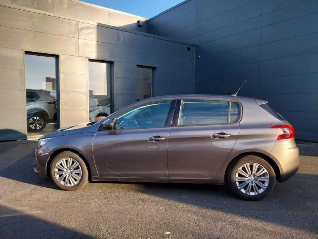 Peugeot 308 image 2
