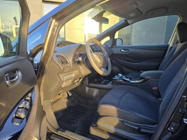 Nissan Leaf image 5